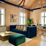 Unique Design House In Center Апартаменты *